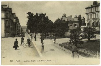La place Duplaà et la rue d'Orléans